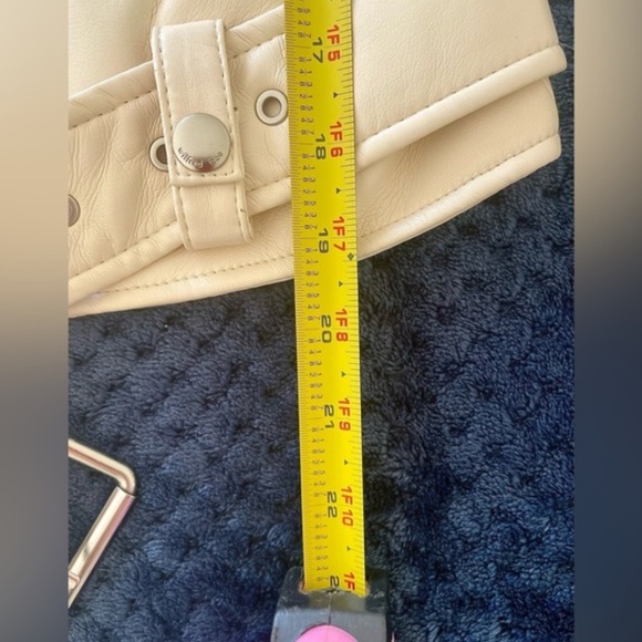 NWOT ARITZIA WILFRED FAUX LEATHER MOTO JACKET in BIRCH / Size M - Picture 10 of 13